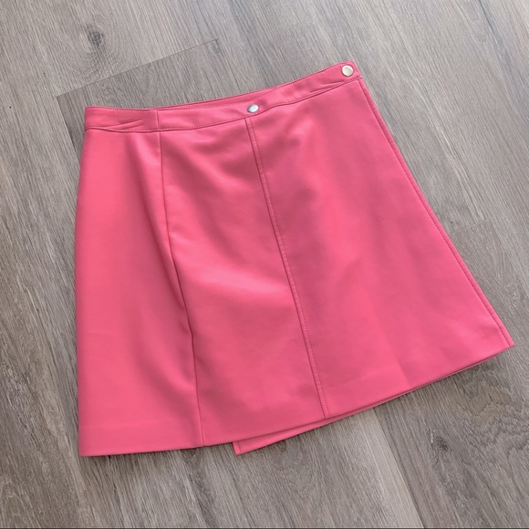 Pink Leather Skirt💕 - Picture 5 of 5